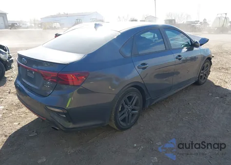 2021 Kia Forte Gt-Line из США, поврежденный, VIN 3KPF34AD1ME307166